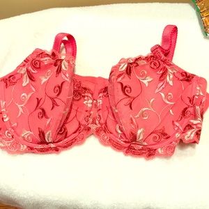 Soma limited edition bra in pink lace